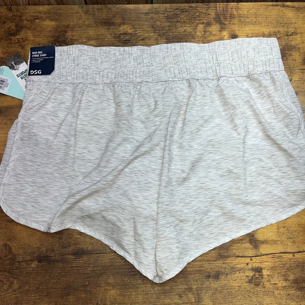 DSG Women's 3" High Rise Waistband Lined Shorts 2X XXL NWT Heather White - Picture 4 of 7